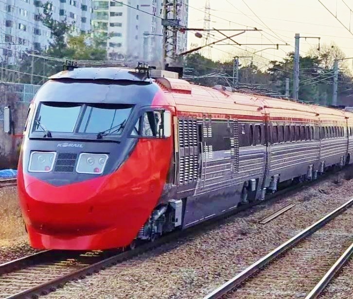 【鉄道ピンバッチ】アメリカ・リミテッド（韓国）セマウル 鉄道ピンバッチ】アメリカ・リミテッド（韓国）セマウル